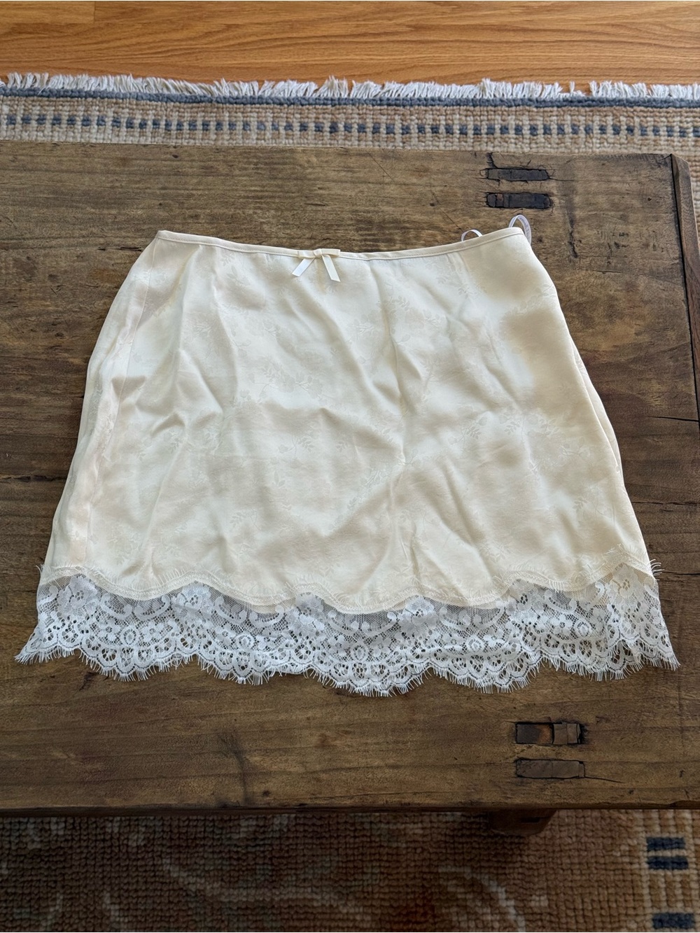 Cream Lace Hem Slip Skirt FL&L - Picture 7 of 9